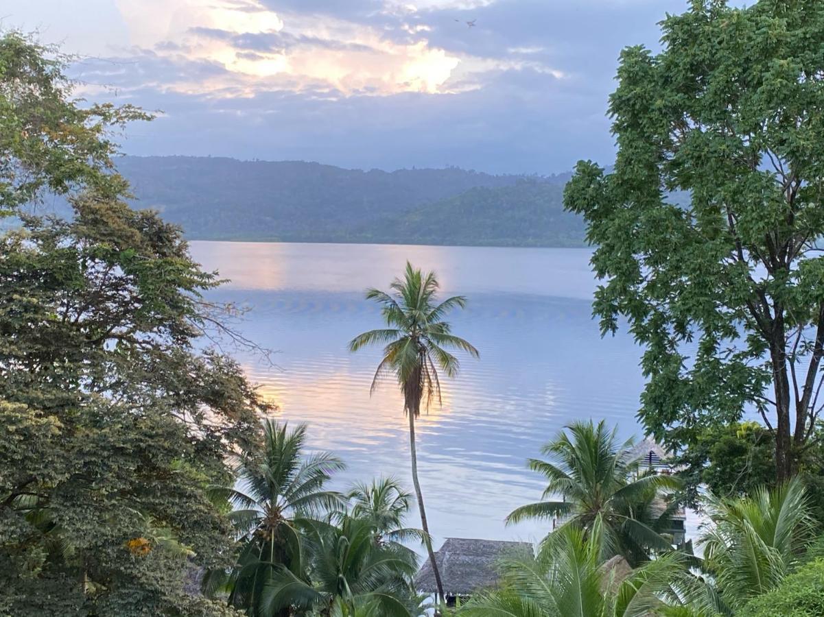 Finca Vela Lodge Bocas del Toro Esterno foto